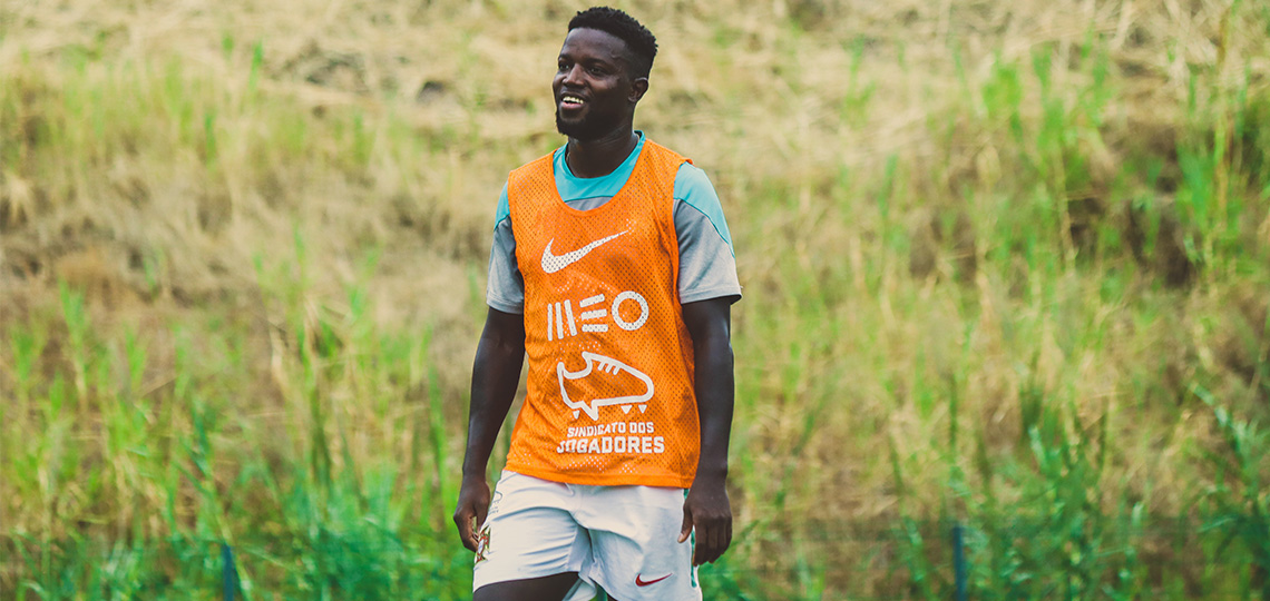 “Para além de jogador, é importante ser um bom homem”