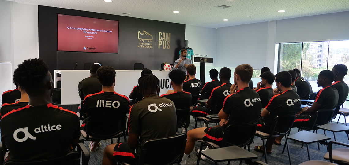 Jogadores do Estgio sensibilizados para a importncia da gesto financeira