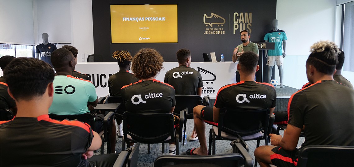 Jogadores do Estágio sensibilizados para a importância da gestão financeira