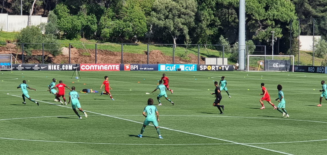 Equipa do 22. Estgio do Jogador realizou primeiro jogo na Cidade do Futebol
